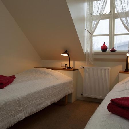 Ísafjörður Guesthouse Gamla מראה חיצוני תמונה