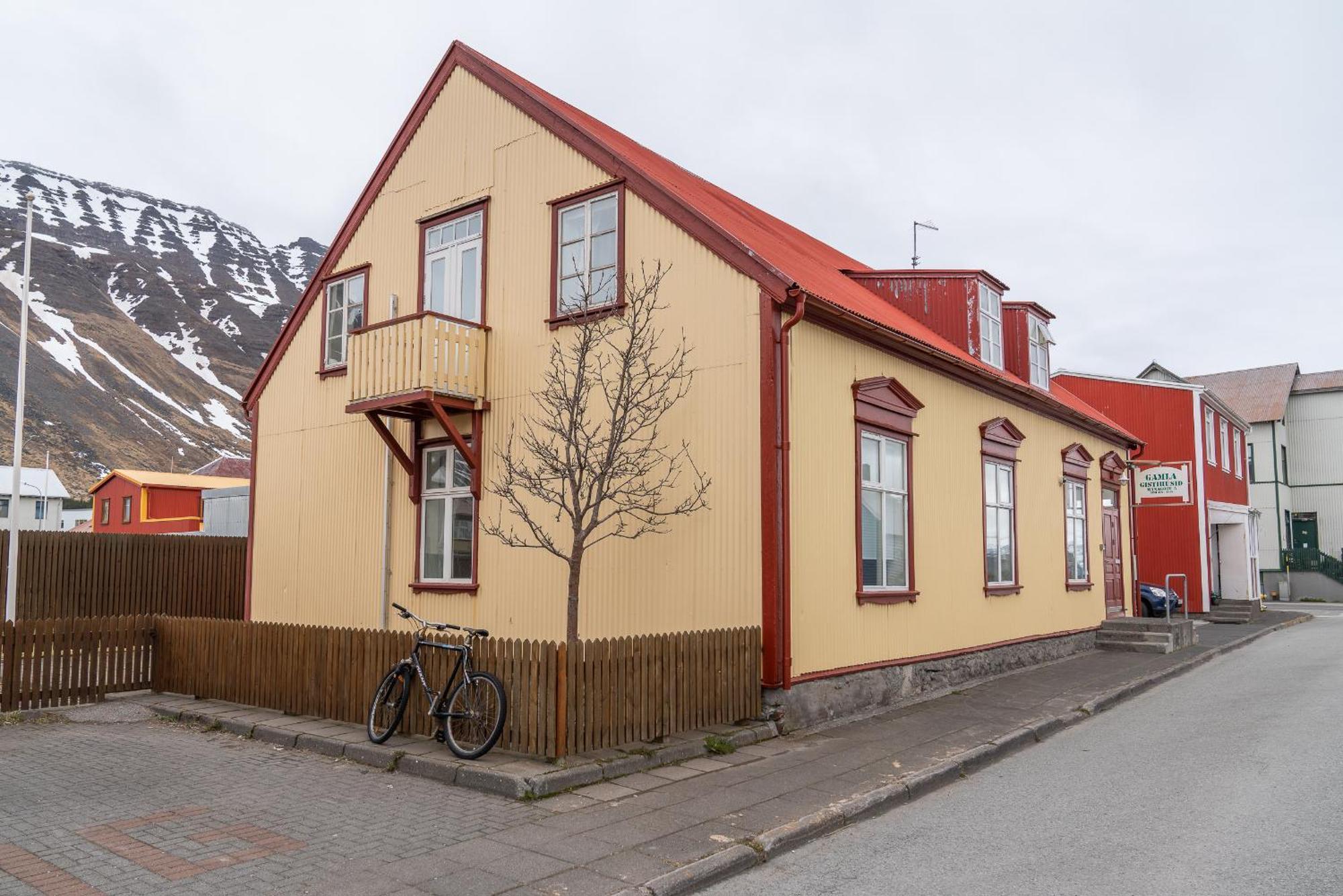 Ísafjörður Guesthouse Gamla מראה חיצוני תמונה