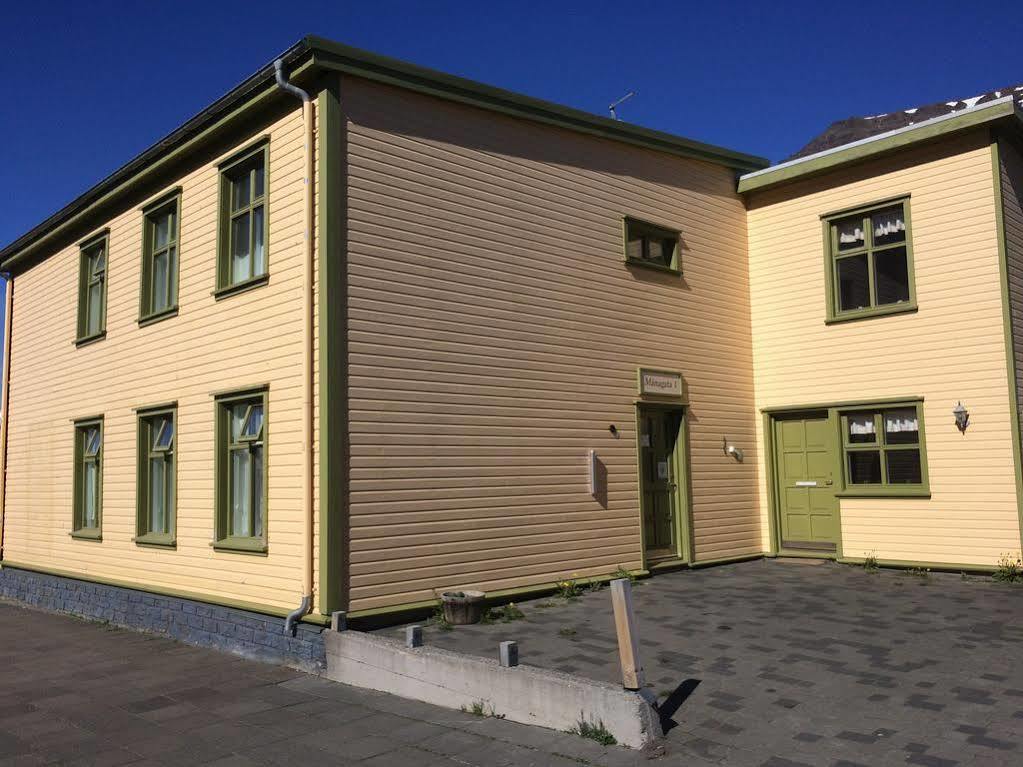 Ísafjörður Guesthouse Gamla מראה חיצוני תמונה
